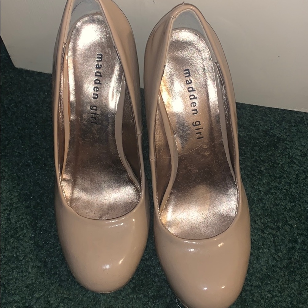 Nude heels